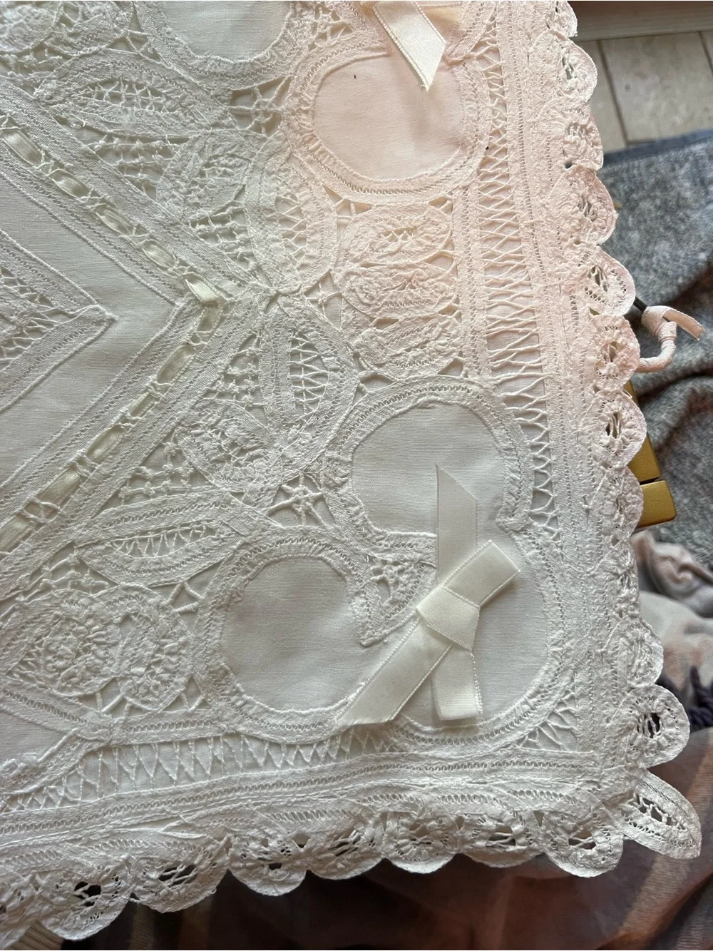 Handmade White Embroidered Lace Lingerie bag new w/tag!